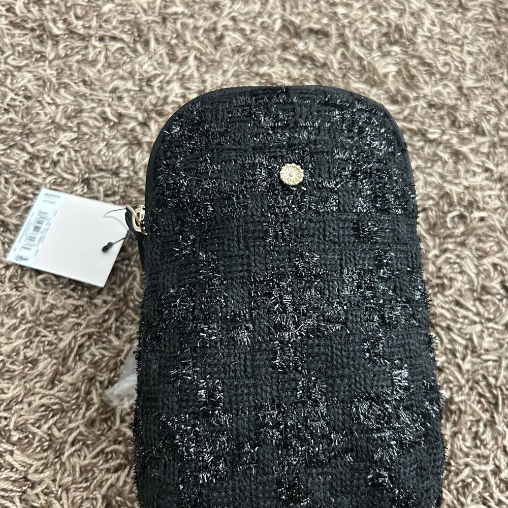 Chic Black Textured Pouch
